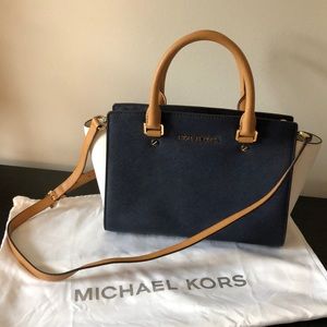 Michael Kors Medium Leather Crossbody